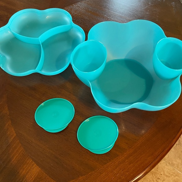 Tupperware chip and dip set - Picture 5 of 10